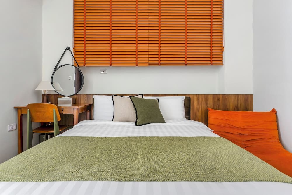 Oriental Blue Smart Stay