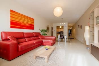 Luxury Holiday Apartment IN Qawra
