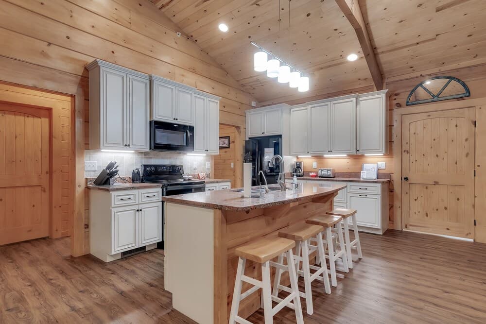 Teal's Treasure 3 Bedroom Home by Redawning