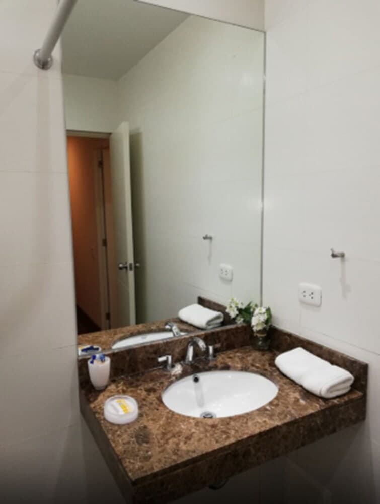 Miraflores Luxury Apartments - Grau