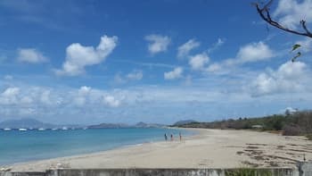 Pinneys Beach Hotel Nevis