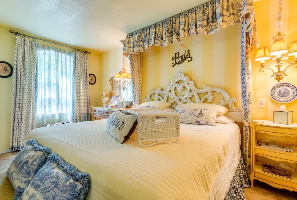 Azalea Plantation B&B