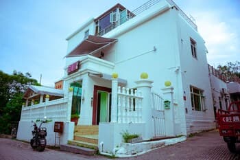 Huajianhui Sea View Inn