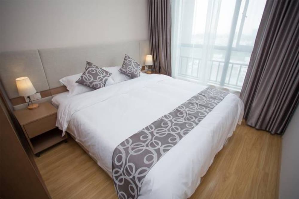 Liwu Apartment-Green Land Plaza Branch