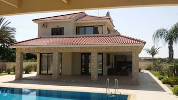 Noufaro Luxury Villa