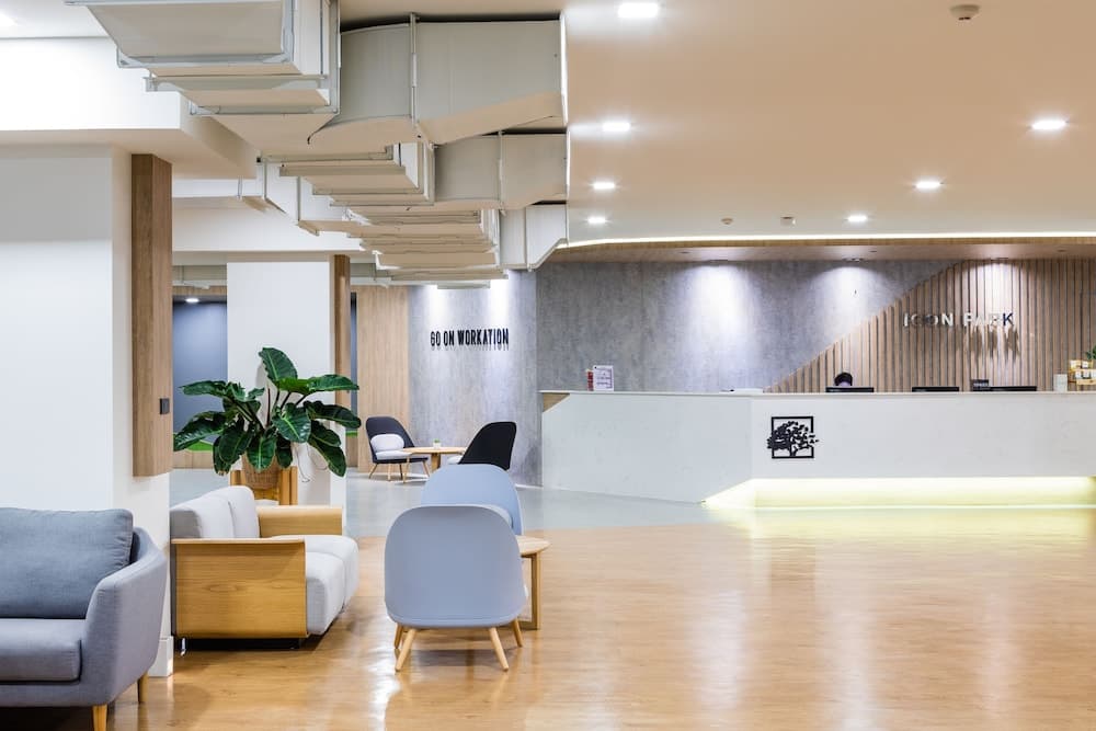 Sleep Z Hostel by Icon Park