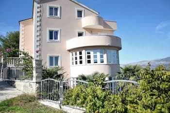 Luxury Apartments Villa Gloria