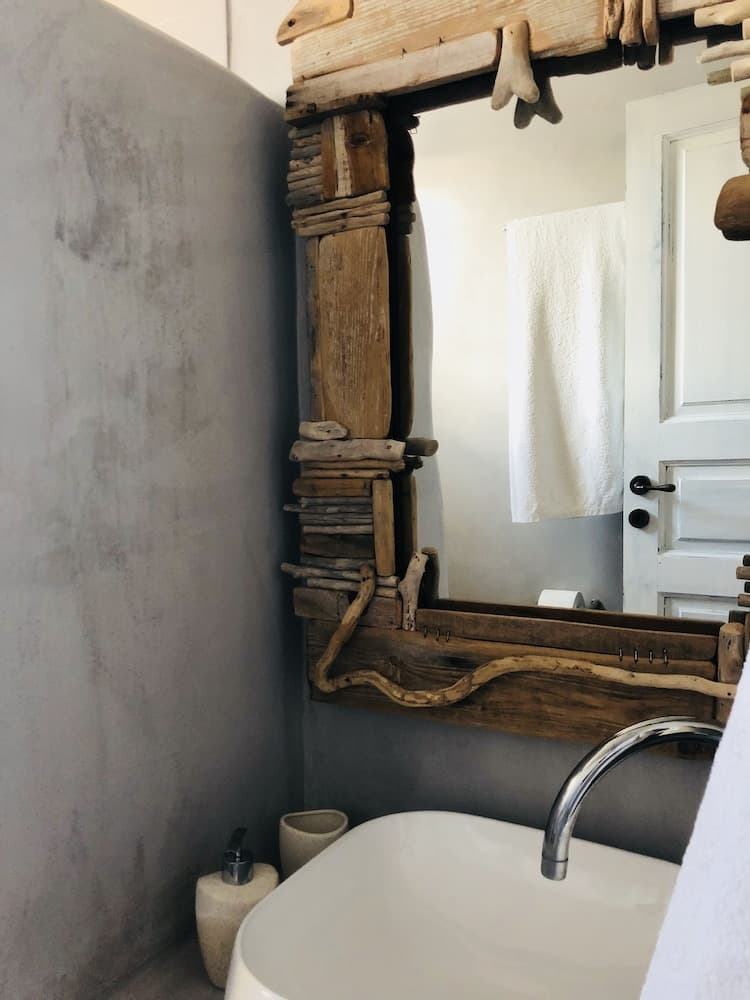 Sarakiniko View Studios