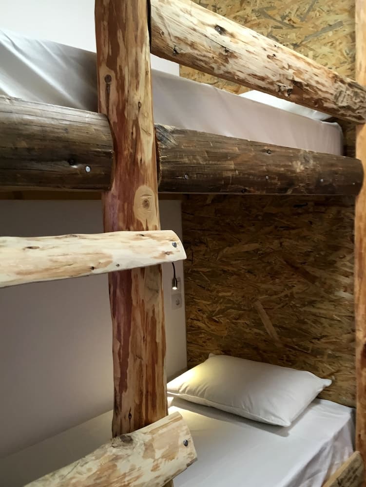 Tithora Athens Hostel