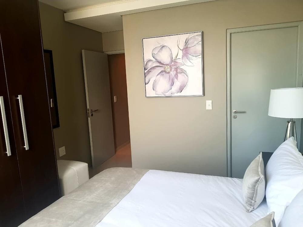 401 Infinity Apartment