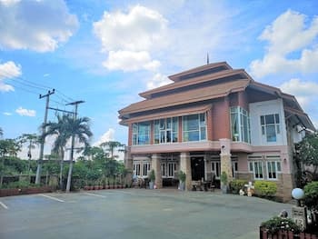 Phusuay Park View Hotel