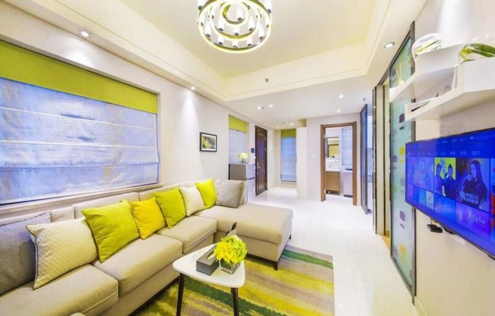 BaiHe International Apartment Hotel