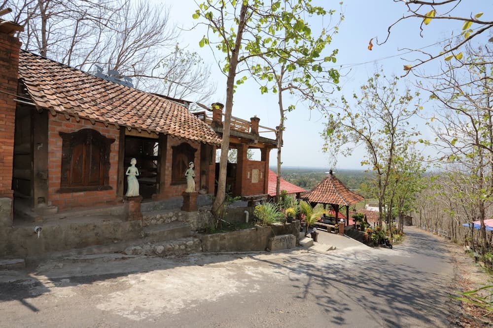 NewAlasKuliner & HomestayWatulumbung