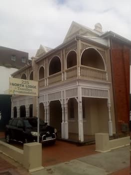 Northlodge Central City Apartments