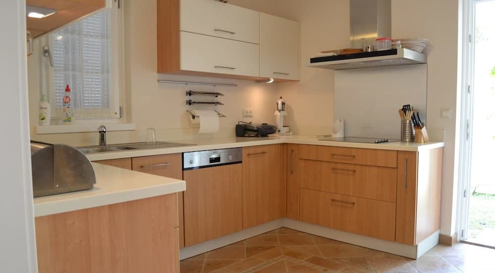 Portville Villas by Villa Safiya