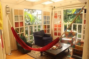 Colonial Lodge Hostel