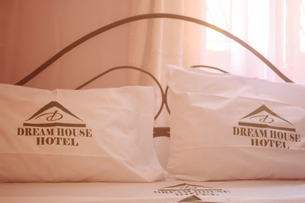 Dream House Hotel Ltd