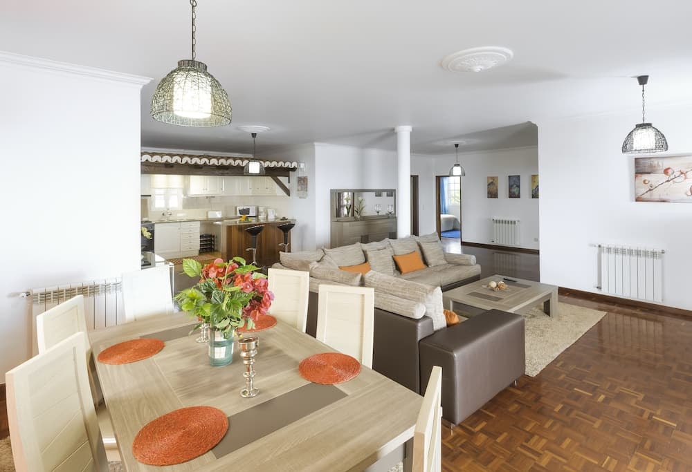 Top Floor With three Balconies