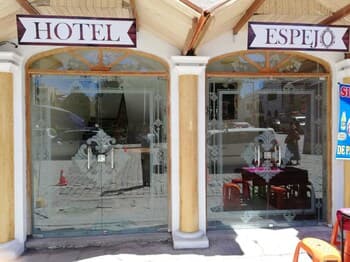 Hotel Espejo