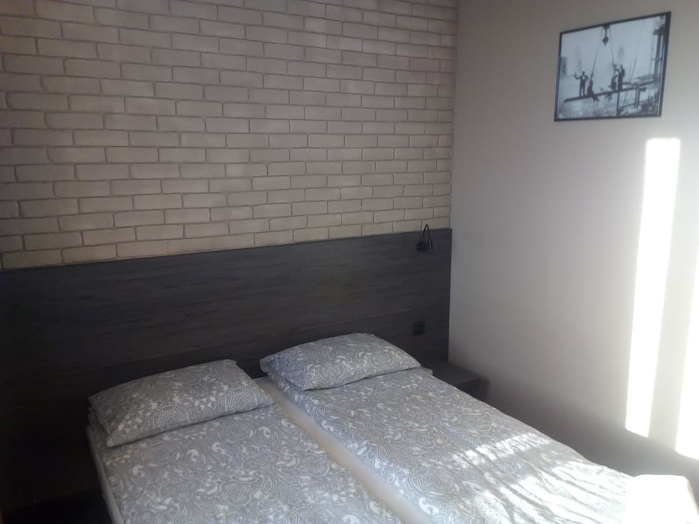 Guesthouse on Rodnikovaya 9