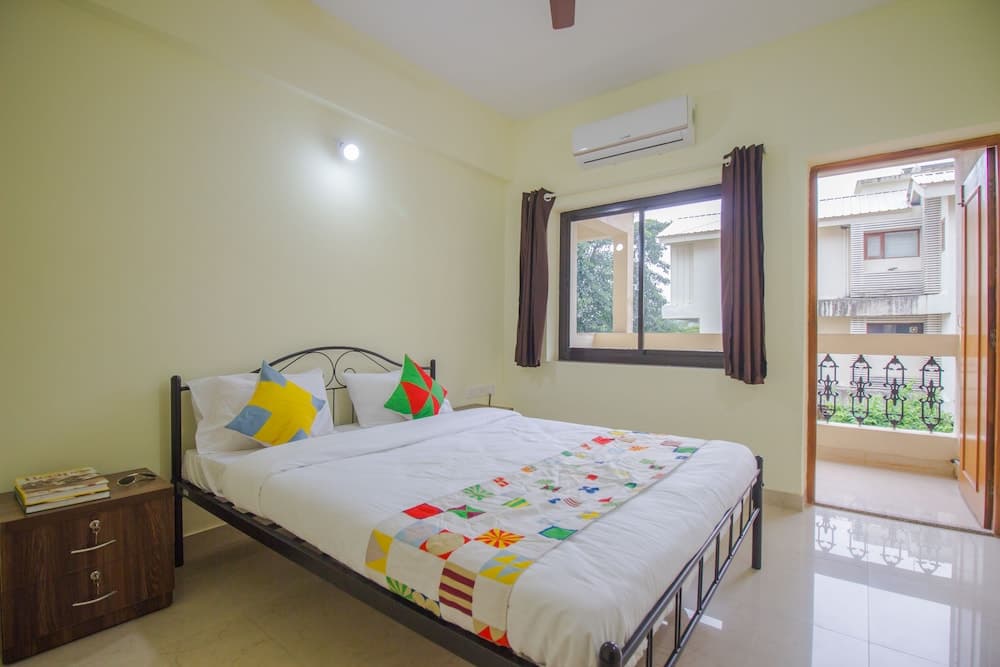 OYO 18720 Home Alluring 3BHK Dona Paula
