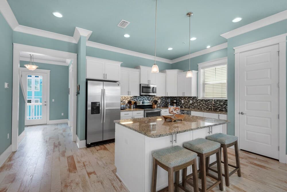 The Big Easy 4 Bedroom Home by Redawning