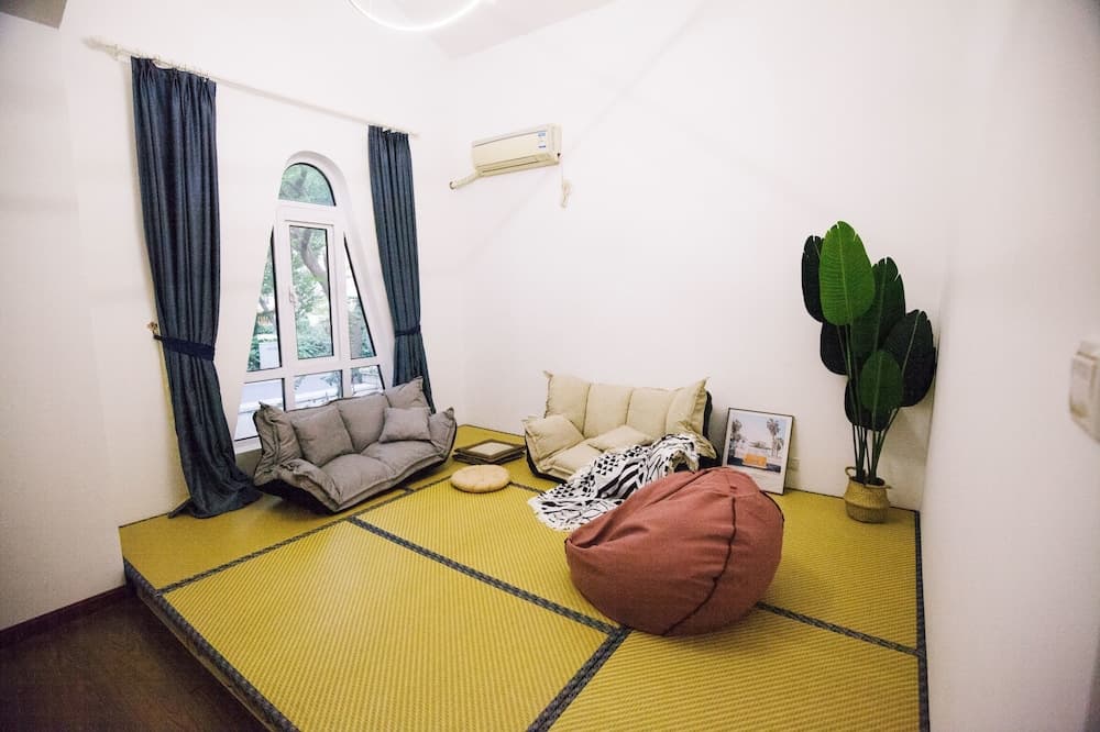 Aijupai Homeparty Prickeln Villa