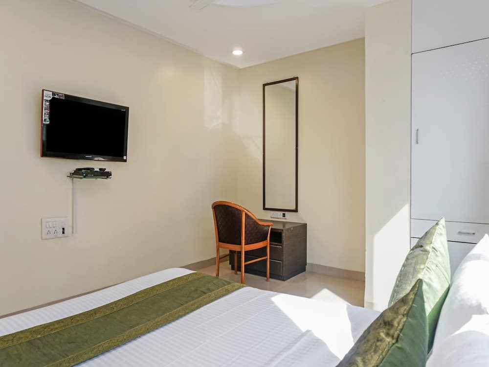 Itsy By Treebo - Shagun Executive