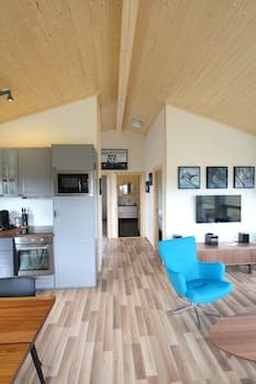 Blue View Cabin 5A with Hot Tub