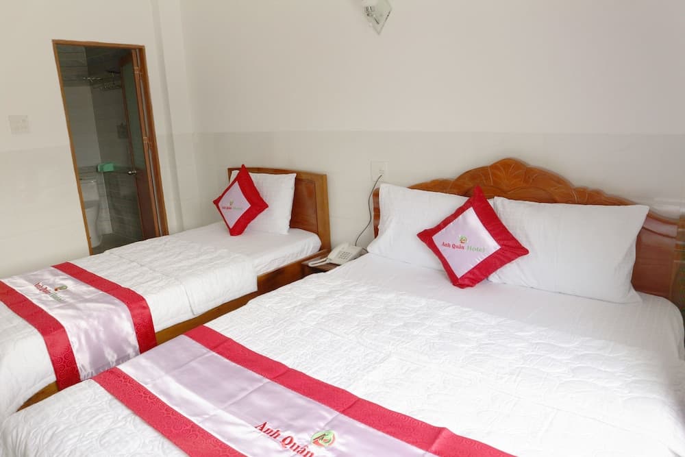 Anh Quan Hotel