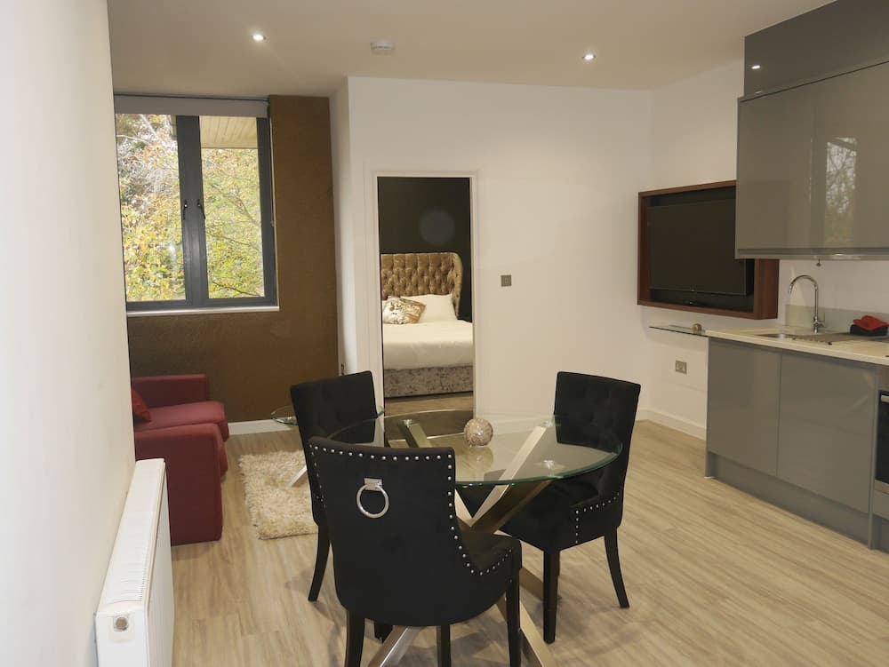 Milburn House  Luxury Apartments