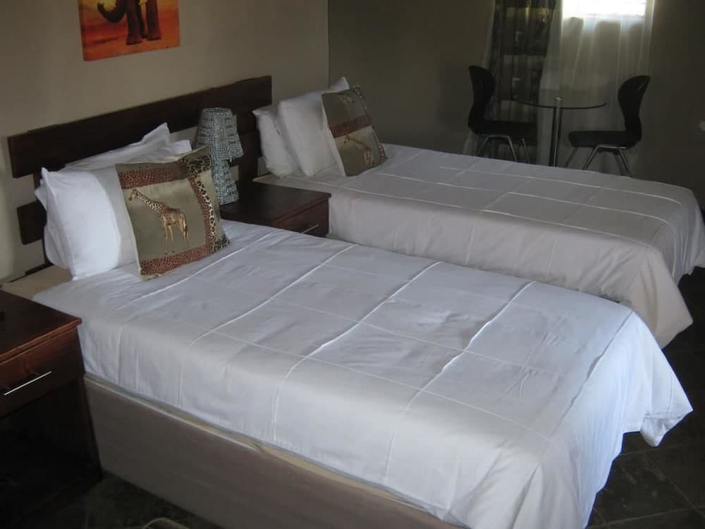 Noma Nini Lodge And Restaurant