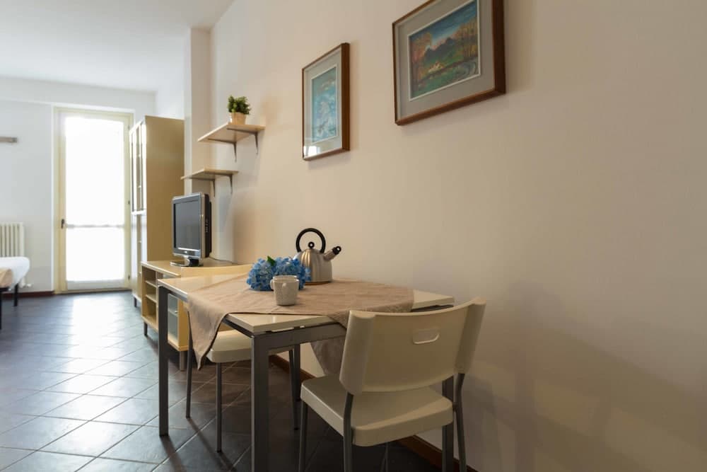 Galleria Roma Studio