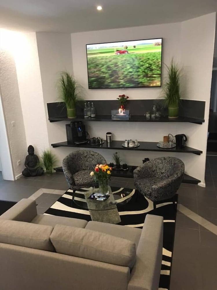 Kleine 5 - feines Wohnen auf Zeit