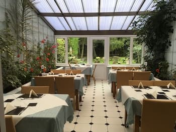 The Cottage Inn Hotel