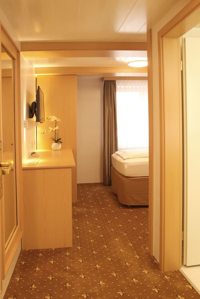 Hotel & Restaurant Bei Baki