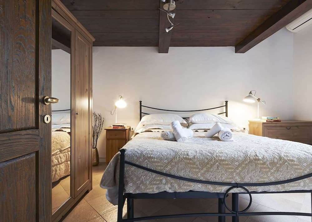 A Few Steps to The Duomo Majestic 5BD Apt