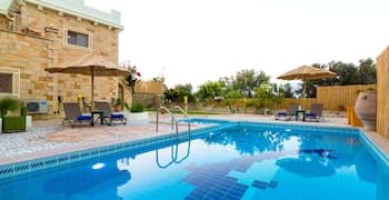 Nikolas Villas Kamilari