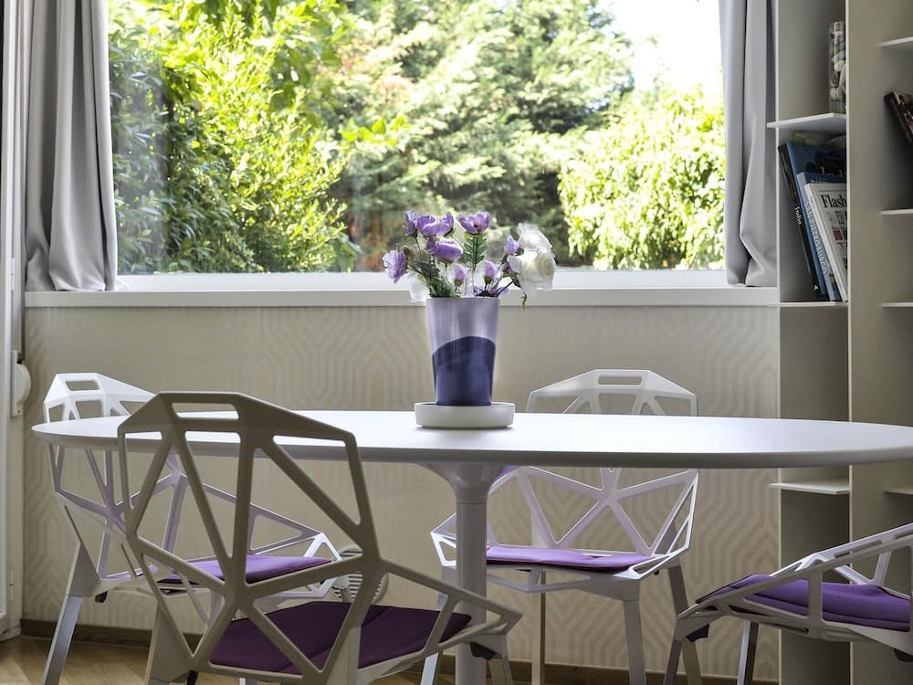 GetTheKey Hills Garden Apartment