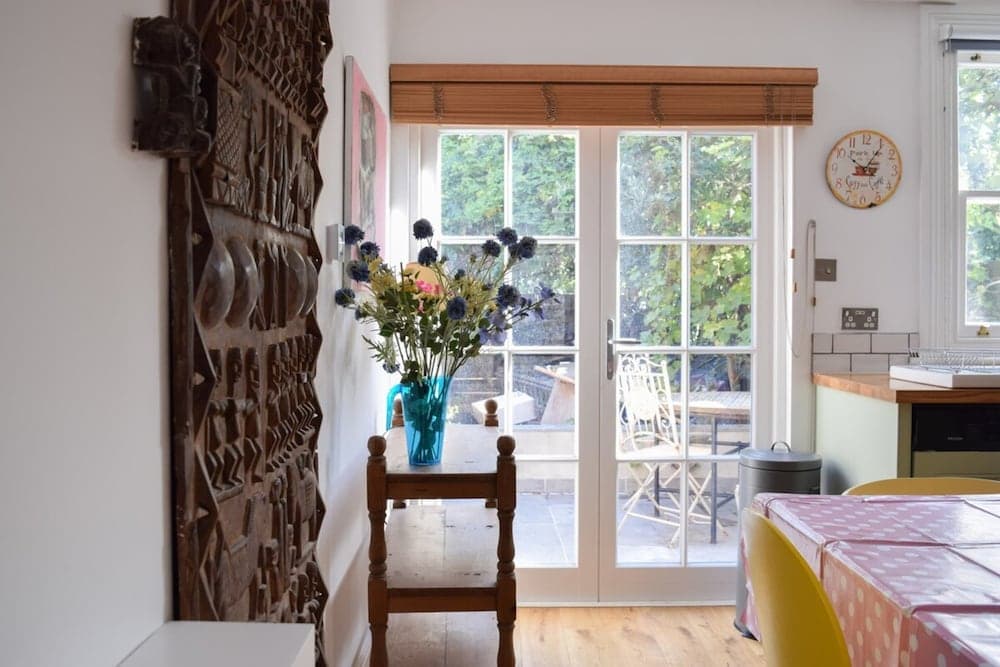 Charming 3-bedroom Garden Flat In Edwardian Terrace