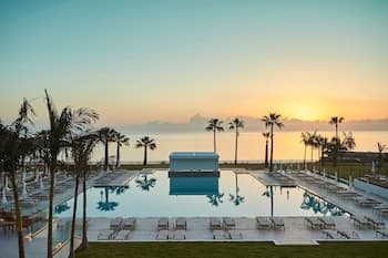 Sunrise Jade - Adults Only