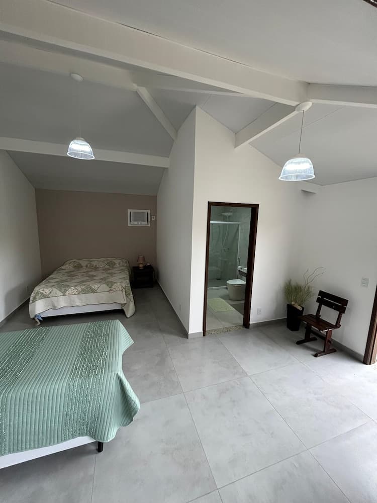 Linda casa a 150 mts da Praia Ferradura