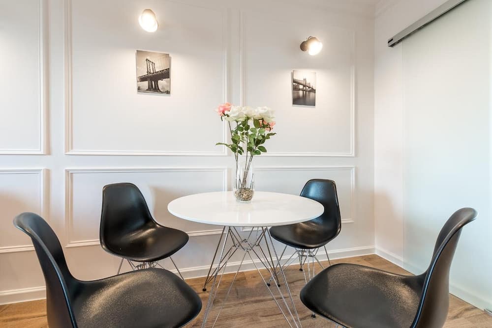 P&O Apartments Emilii Plater 3