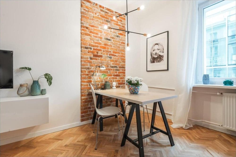 P&O Apartments Emilii Plater 3