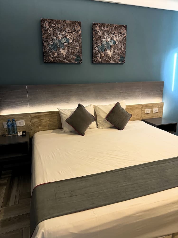 Illusion Xpress (Attraction Hotel Deluxe)