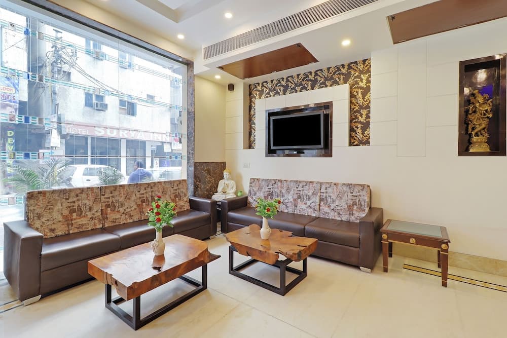 Capital O 2242 Hotel Yuvraj Deluxe