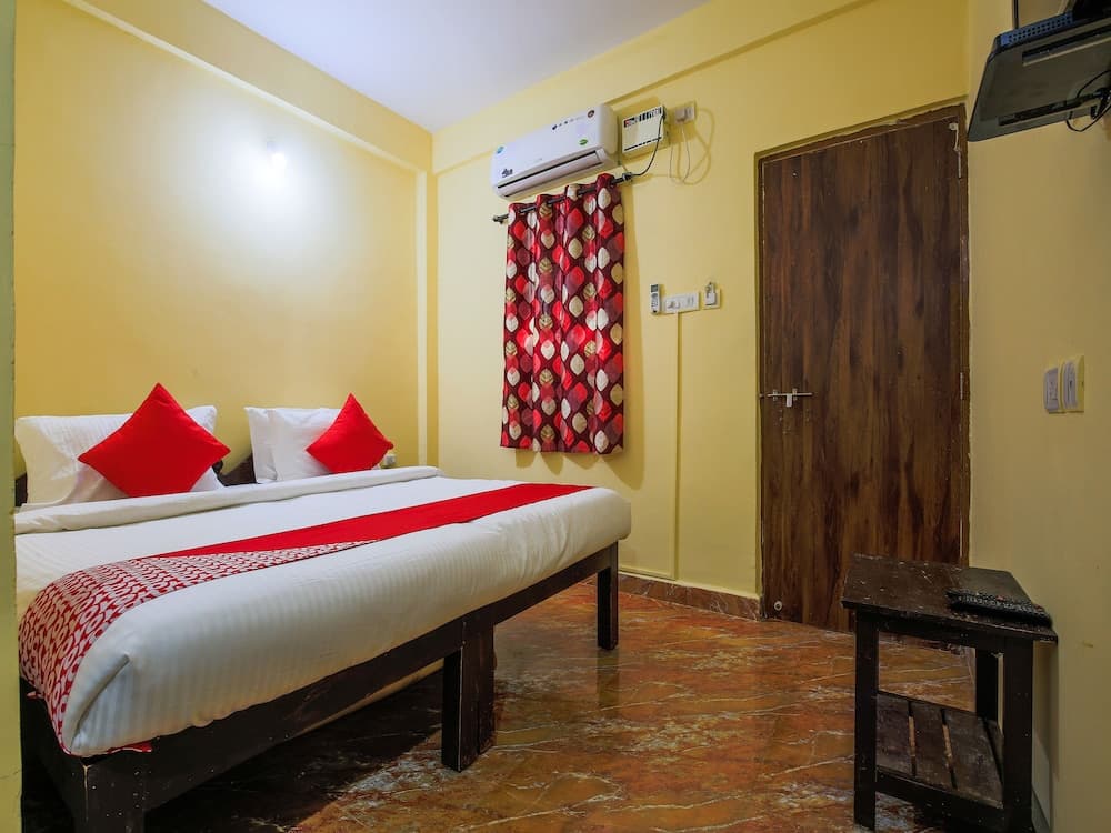 OYO 22418 Frank Rooms