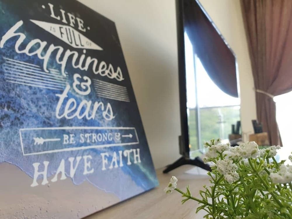 Stay Awhile at Aeropod Sovo Studio