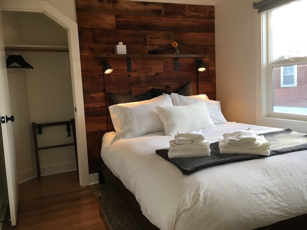 The Alberta Petite Hotel