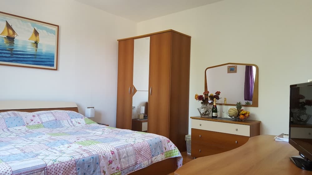 Apartment & Rooms Graciela